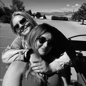 Meet your Posher, Allie